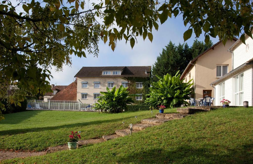 Logis Hotel Du Pont Neuf Le Veurdre Exteriér fotografie